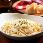 fettuccini_alfredo_italiannis